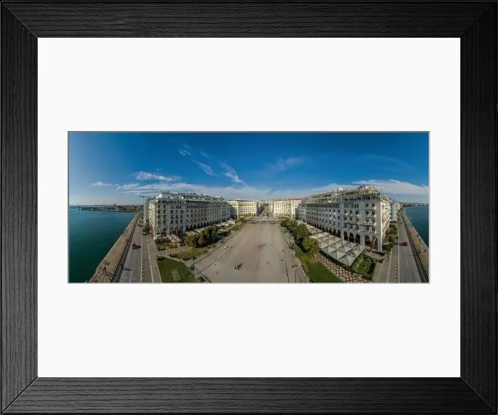 Framed Print : Thessaloniki, Greece - Nov 03, 2020: Corona Virus lockdown Framed Print : Thessaloniki, Greece - Nov 03, 2020: Corona Virus lockdown