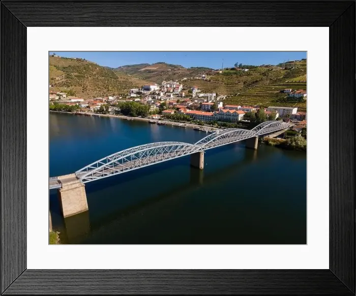 Framed Print : Douro Valley in Pinhão Framed Print : Douro Valley in Pinhão