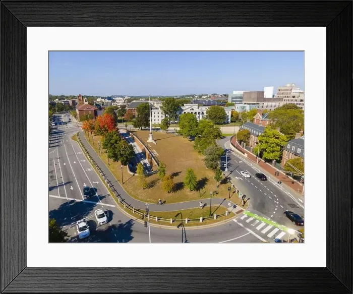 Framed Print : Aerial view of Flagstaff Park next Old Harvard Yard in historic city center of Cambridge, Massachusetts MA, USA Framed Print : Aerial view of Flagstaff Park next Old Harvard Yard in historic city center of Cambridge, Massachusetts MA, USA