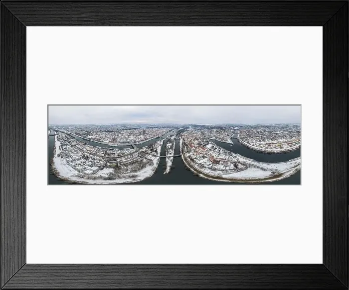 Framed Print : Panorama of Regensburg city in Bavaria with the river Danube the cathedral and the stone bridge in winter with snow Framed Print : Panorama of Regensburg city in Bavaria with the river Danube the cathedral and the stone bridge in winter with snow