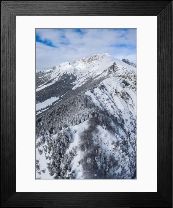 Framed Print : Monte Gulter and the Presolana massif in winter Framed Print : Monte Gulter and the Presolana massif in winter