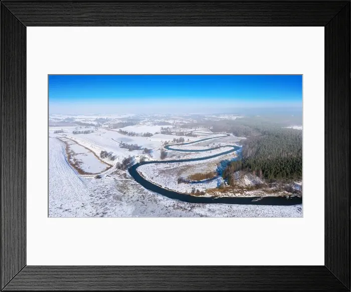 Framed Print : Winter in Warmia in north-eastern Poland. Łyna River Framed Print : Winter in Warmia in north-eastern Poland. Łyna River