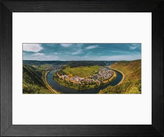 Framed Print : Moselle loop near Bruttig-Fankel and the wine village of Ernst Framed Print : Moselle loop near Bruttig-Fankel and the wine village of Ernst