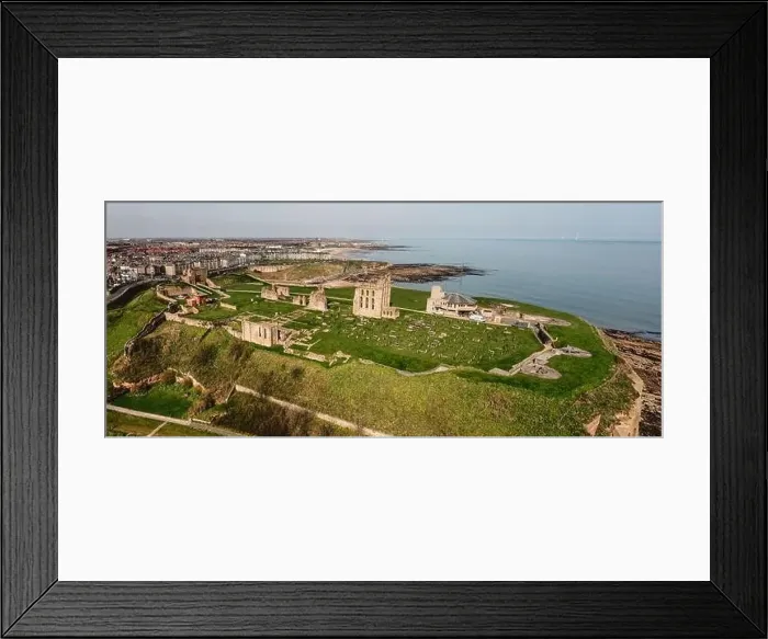 Framed Print : Aerial view of Tynemouth Priory and Castle Framed Print : Aerial view of Tynemouth Priory and Castle