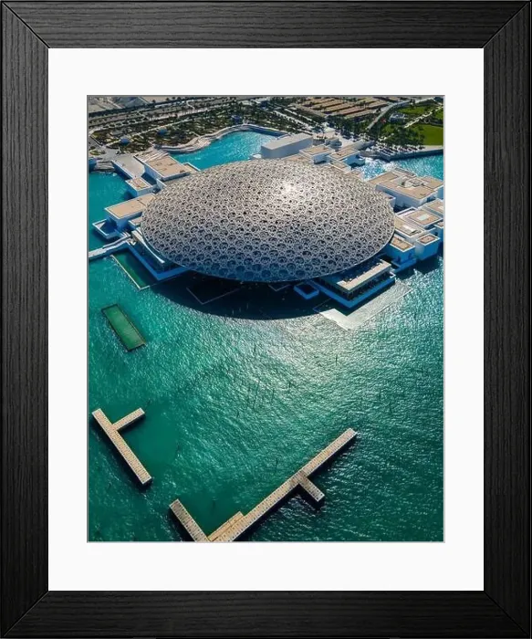 Framed Print : Abu Dhabi, United Arab Emirates - April 6 Framed Print : Abu Dhabi, United Arab Emirates - April 6