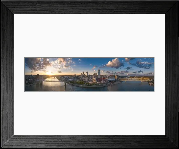 Framed Print : Cincinnati downtown aerial view, Ohio, USA skyline Framed Print : Cincinnati downtown aerial view, Ohio, USA skyline