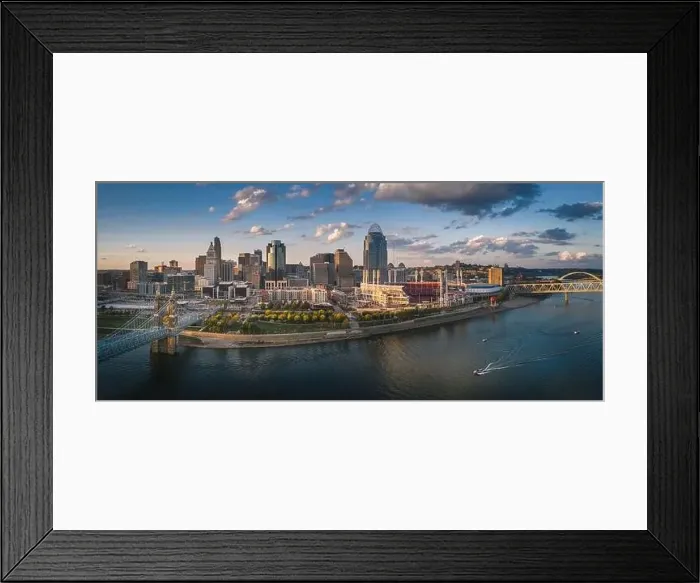 Framed Print : Cincinnati downtown aerial view, Ohio, USA skyline Framed Print : Cincinnati downtown aerial view, Ohio, USA skyline
