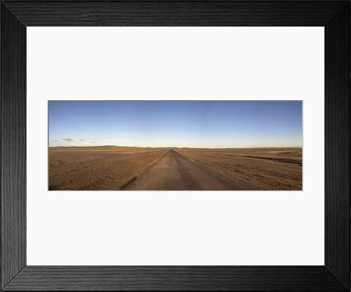 Framed Print : Early morning over the causeway to Holy Island of Lindisfarne, Northumberland, UK Framed Print : Early morning over the causeway to Holy Island of Lindisfarne, Northumberland, UK