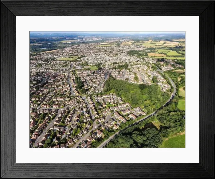 Framed Print : Dunstan Park, Floray Way in Thatcham featuring The Plantation woodlands Framed Print : Dunstan Park, Floray Way in Thatcham featuring The Plantation woodlands