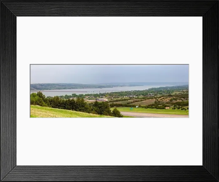 Framed Print : Chamberlain, South Dakota, USA, May, 5th, 2021, Chamberlain Bridge over the Missouri River, panorama Framed Print : Chamberlain, South Dakota, USA, May, 5th, 2021, Chamberlain Bridge over the Missouri River, panorama