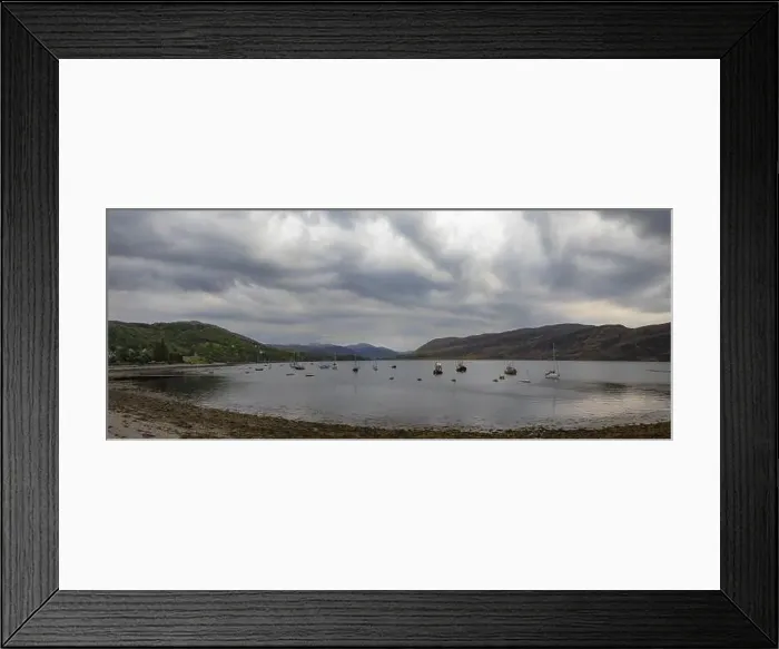 Framed Print : The seafront at Ullapool in the Western Highlands of Scotland, UK Framed Print : The seafront at Ullapool in the Western Highlands of Scotland, UK