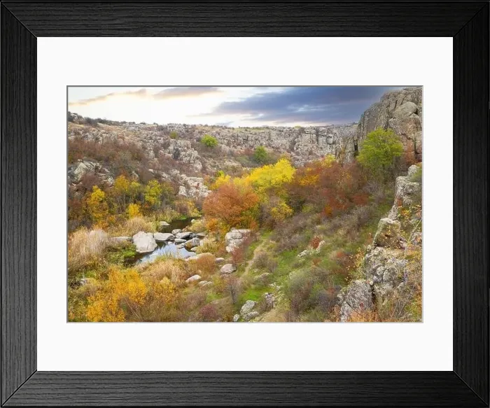 Framed Print : Aktovsky Canyon in Ukraine surrounded large stone boulders Framed Print : Aktovsky Canyon in Ukraine surrounded large stone boulders