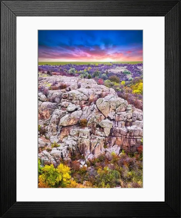 Framed Print : Aktovsky Canyon in Ukraine surrounded large stone boulders Framed Print : Aktovsky Canyon in Ukraine surrounded large stone boulders