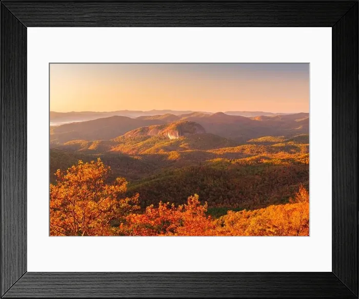 Framed Print : Pisgah National Forest, North Carolina, USA at Looking Glass Rock during autumn season in the morning Framed Print : Pisgah National Forest, North Carolina, USA at Looking Glass Rock during autumn season in the morning