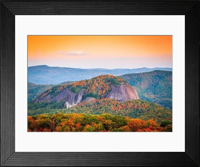 Framed Print : Pisgah National Forest, North Carolina, USA at Looking Glass Rock during autumn season in the morning Framed Print : Pisgah National Forest, North Carolina, USA at Looking Glass Rock during autumn season in the morning