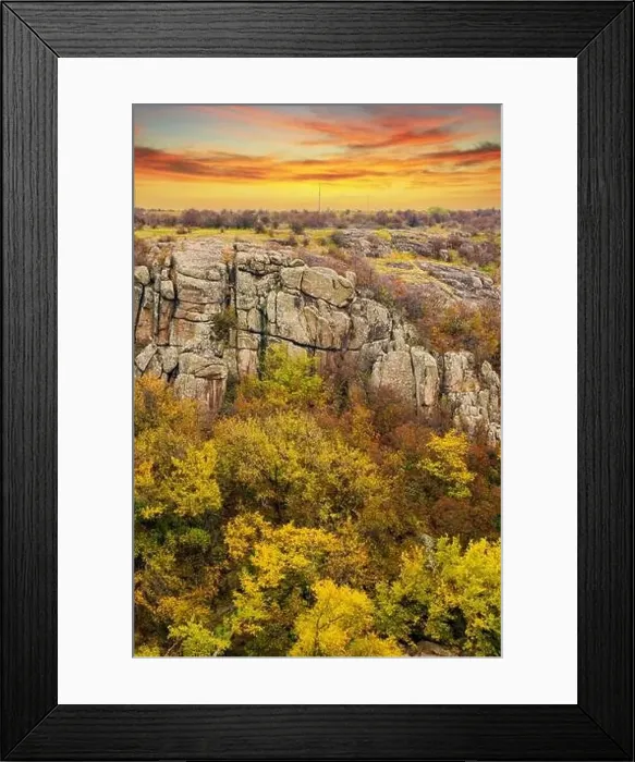Framed Print : Aktovsky Canyon in Ukraine surrounded large stone boulders Framed Print : Aktovsky Canyon in Ukraine surrounded large stone boulders