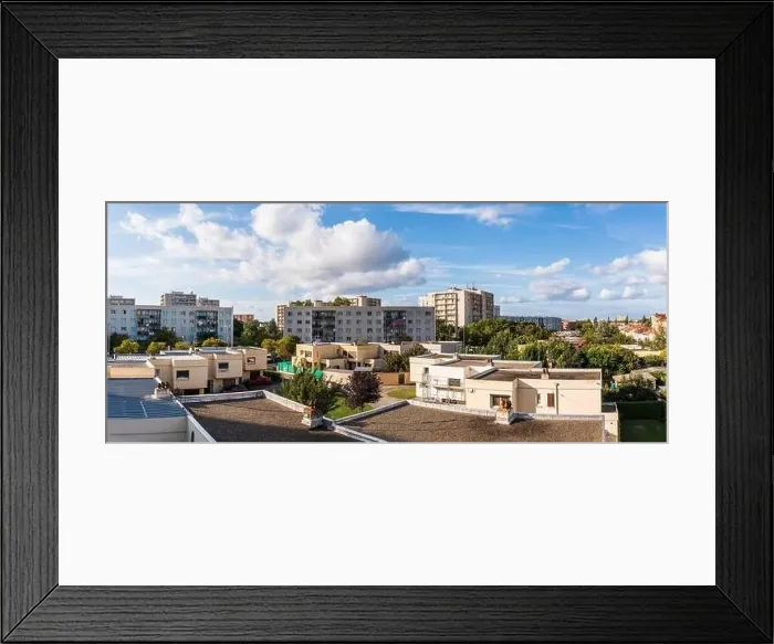 Framed Print : Aerial View of Toulouse, in Haute Garonne, Occitanie, France Framed Print : Aerial View of Toulouse, in Haute Garonne, Occitanie, France