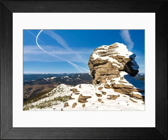 Framed Print : Wonderful landscapes covered with the first snow with large rocky ledges of the Carpathian Mountains Framed Print : Wonderful landscapes covered with the first snow with large rocky ledges of the Carpathian Mountains