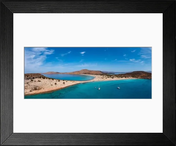 Framed Print : Elafonisos island, Greece. The famous double sandy beach Simos Frangos