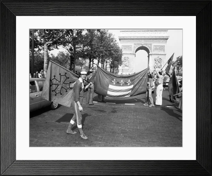 Framed Print : A procession of Beziers fans on the occasion of the victory in the rugby club championship Framed Print : A procession of Beziers fans on the occasion of the victory in the rugby club championship