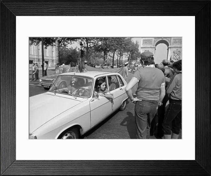 Framed Print : A procession of Beziers fans on the occasion of the victory in the rugby club championship Framed Print : A procession of Beziers fans on the occasion of the victory in the rugby club championship