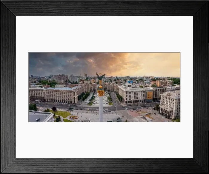 Framed Print : Aerial view of the Kyiv Ukraine above Maidan Nezalezhnosti Independence Monument Framed Print : Aerial view of the Kyiv Ukraine above Maidan Nezalezhnosti Independence Monument