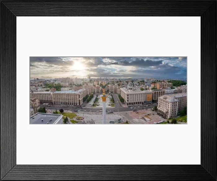 Framed Print : Aerial view of the Kyiv Ukraine above Maidan Nezalezhnosti Independence Monument Framed Print : Aerial view of the Kyiv Ukraine above Maidan Nezalezhnosti Independence Monument