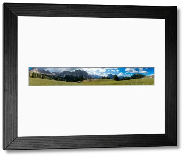 Framed Print : Hiking Dolomites in European Alps. Shot in summer with green grass and no snow. Gardena Pass, Italy Framed Print : Hiking Dolomites in European Alps. Shot in summer with green grass and no snow. Gardena Pass, Italy