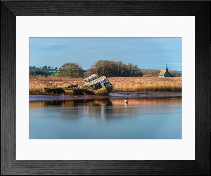 Framed Print : Old Boat Wrecks on the River Exe in Topsham, Devon, England Framed Print : Old Boat Wrecks on the River Exe in Topsham, Devon, England