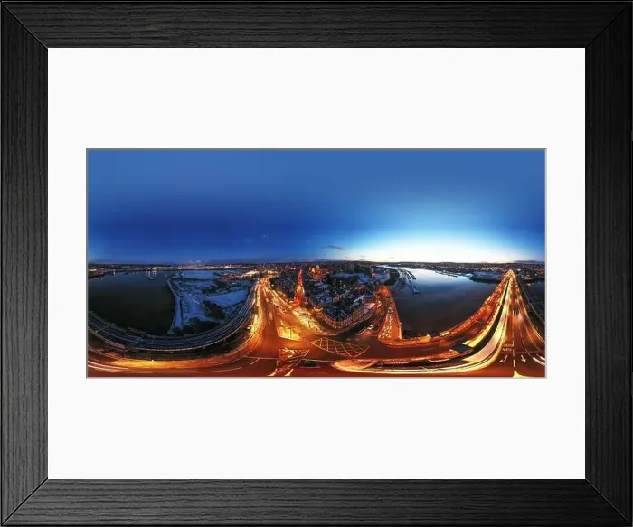 Framed Print : Rochester, United Kingdom - February 10 Framed Print : Rochester, United Kingdom - February 10