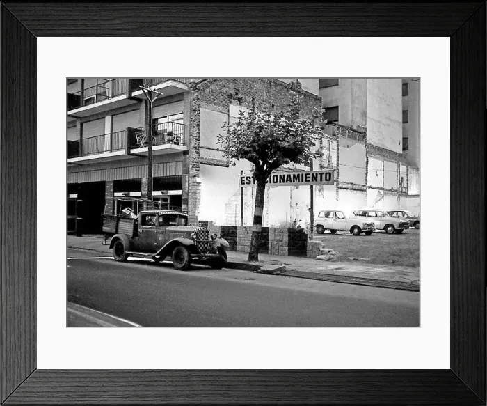 Framed Print : ARG 257B Mar Del Plata Argentina car park with vintage car parked on the road