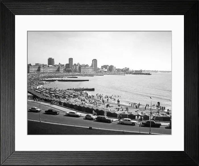 Framed Print : ARG 259A Mar Del Plata Argentina 1973 casino and beach scene with lots of cars Framed Print : ARG 259A Mar Del Plata Argentina 1973 casino and beach scene with lots of cars