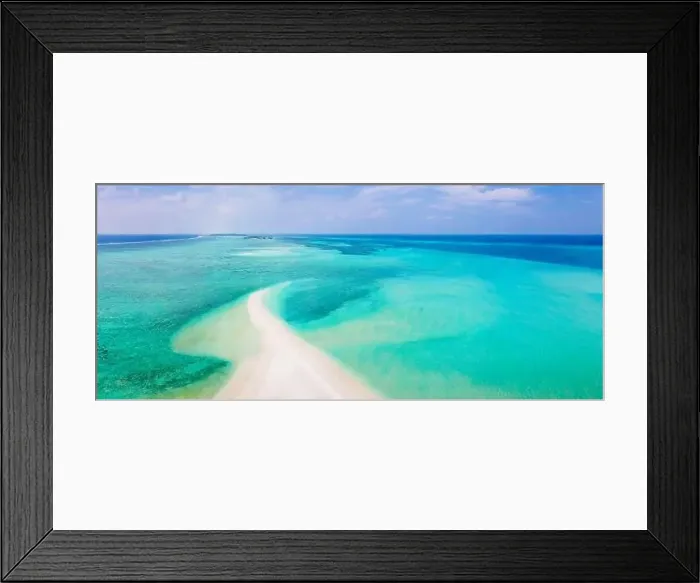 Framed Print : Sandbank beach for holidays vacation with white sand and turquoise blue transparent water Framed Print : Sandbank beach for holidays vacation with white sand and turquoise blue transparent water
