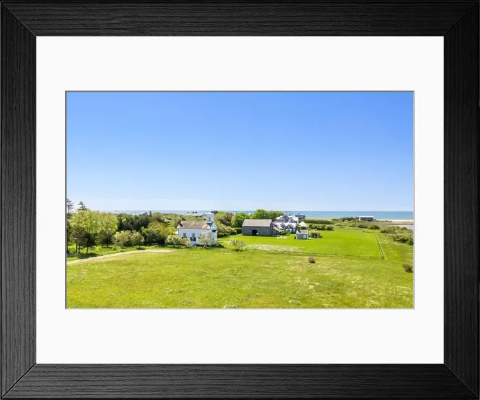 Framed Print : Aerial view of homes along beach lane, Wainscott, NY Framed Print : Aerial view of homes along beach lane, Wainscott, NY
