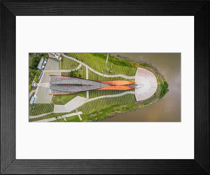 Framed Print : Aerial view of Pa San bridge (or Pasan bridge) on the Chao Phraya River in Nakhon Sawan, Thailand Framed Print : Aerial view of Pa San bridge (or Pasan bridge) on the Chao Phraya River in Nakhon Sawan, Thailand
