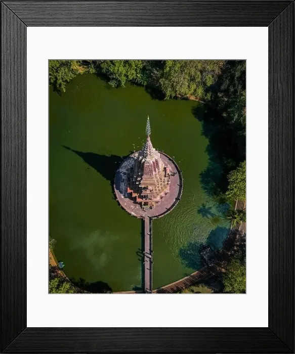 Framed Print : Wat Huai Kaeo or Wat Huay Kaew pagoda temple in Lopburi, Thailand Framed Print : Wat Huai Kaeo or Wat Huay Kaew pagoda temple in Lopburi, Thailand
