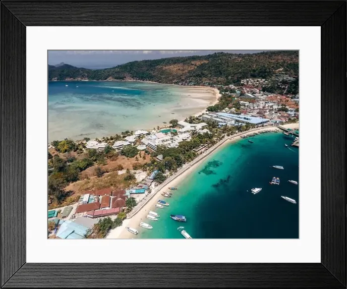 Framed Print : Many boats sailing the turquoise waters of Koh Phi Phi Don, Thailand Framed Print : Many boats sailing the turquoise waters of Koh Phi Phi Don, Thailand