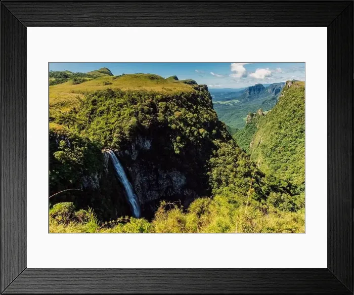 Framed Print : Espraiado Canyon with waterfall in Santa Catarina, Brazil Framed Print : Espraiado Canyon with waterfall in Santa Catarina, Brazil