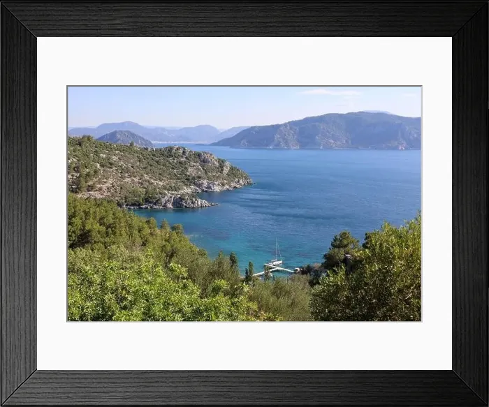 Framed Print : Picturesque view to Mediterranean sea with rocky cliff