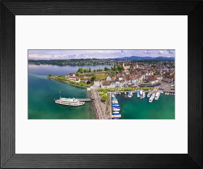 Framed Print : Rapperswil-Jona medieval town and castle on Zurich lake Framed Print : Rapperswil-Jona medieval town and castle on Zurich lake