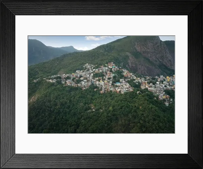 Framed Print : Vidigal Favela at Dois Irmaos Hill (Morro Dois Irmaos) - Rio de Janeiro, Brazil Framed Print : Vidigal Favela at Dois Irmaos Hill (Morro Dois Irmaos) - Rio de Janeiro, Brazil