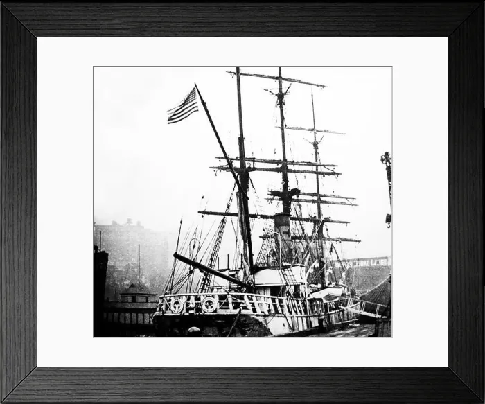 Framed Print : The City of New York steam ship, Byrd Antarctic Expedition Framed Print : The City of New York steam ship, Byrd Antarctic Expedition