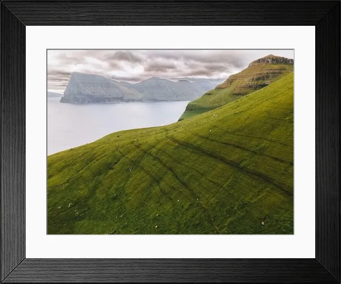 Framed Print : Trøllanes Landscape on the island of Kalsoy in the Faroe Islands Framed Print : Trøllanes Landscape on the island of Kalsoy in the Faroe Islands