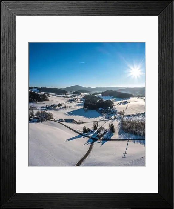 Framed Print : Snow-covered landscape at Christmas time in Hinterzarten in the Upper Black Forest, Germany Framed Print : Snow-covered landscape at Christmas time in Hinterzarten in the Upper Black Forest, Germany