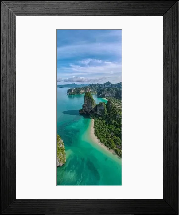 Framed Print : Railay beach Krabi Thailand, tropical beach of Railay Krabi Framed Print : Railay beach Krabi Thailand, tropical beach of Railay Krabi