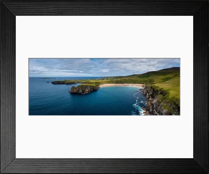Framed Print : A drone aerial panorama of the beautiful Silver Strand Framed Print : A drone aerial panorama of the beautiful Silver Strand