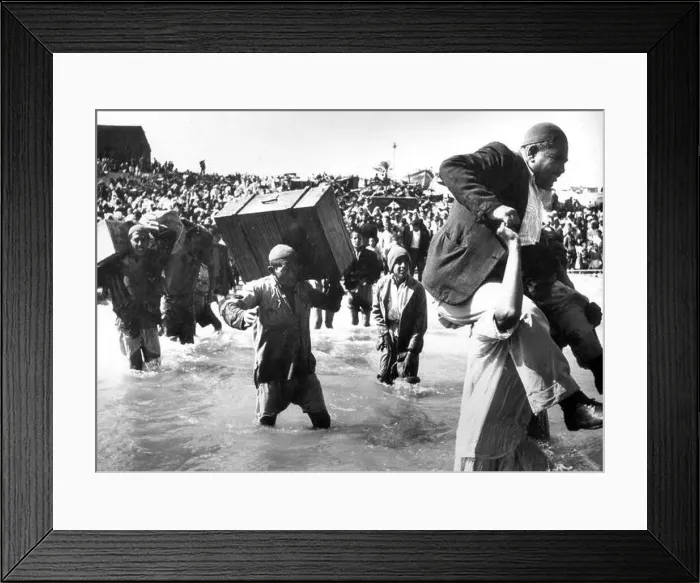 Framed Print : The 1948 Palestinian exodus, known in Arabic as the Nakba (Arabic: an-Nakbah) Framed Print : The 1948 Palestinian exodus, known in Arabic as the Nakba (Arabic: an-Nakbah)