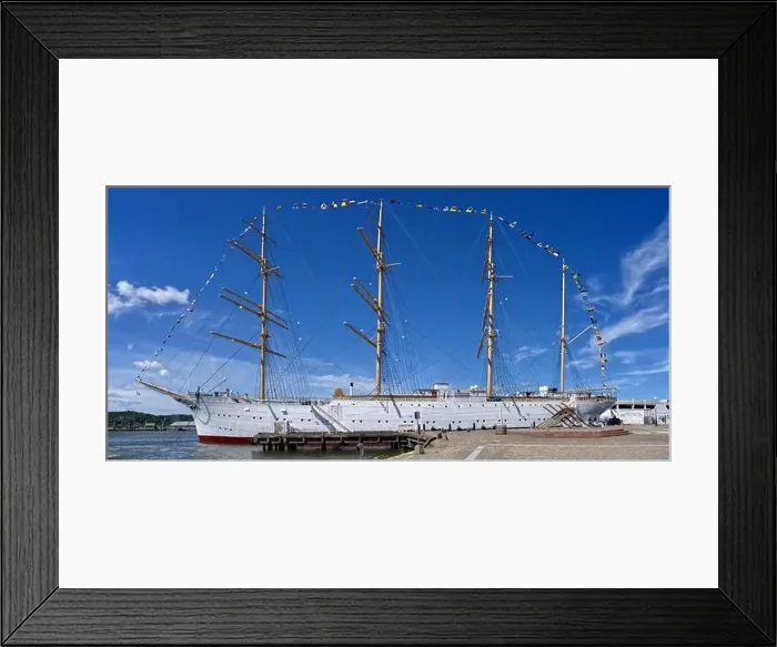 Framed Print : Gothenburg “Göteborg ship “Barken Viking” panorama Sweden, Europe Framed Print : Gothenburg “Göteborg ship “Barken Viking” panorama Sweden, Europe
