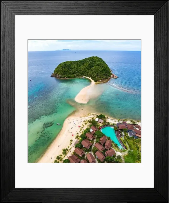 Framed Print : Aerial view of Mae Haad beach in koh Phangan, Surat Thani, Thailand Framed Print : Aerial view of Mae Haad beach in koh Phangan, Surat Thani, Thailand