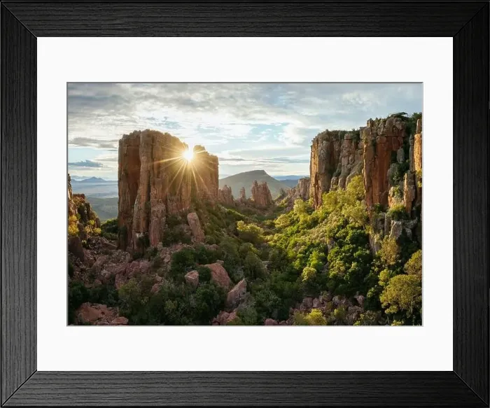 Framed Print : Valley of Desolation, Camdeboo National Park, Graaff-Reinet, Eastern Cape, South Africa Framed Print : Valley of Desolation, Camdeboo National Park, Graaff-Reinet, Eastern Cape, South Africa
